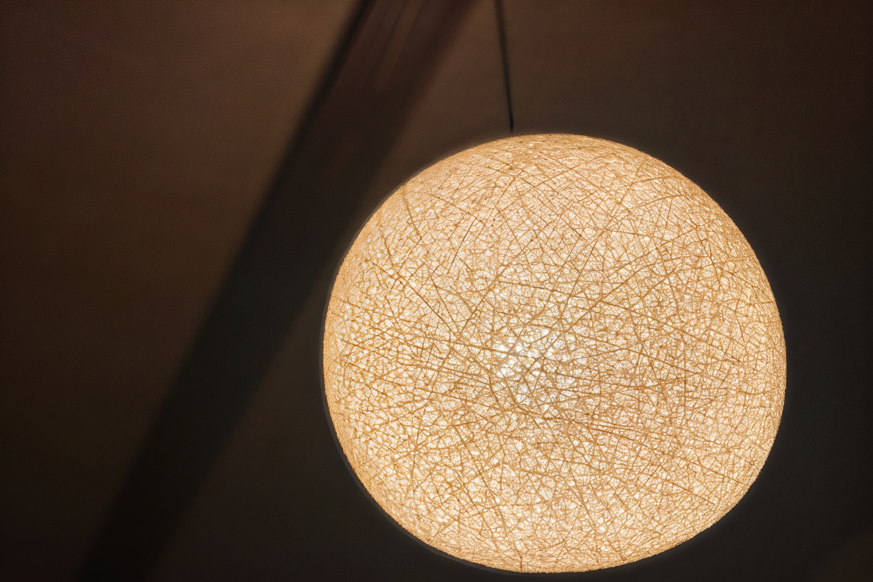 サロン部屋の照明の画像